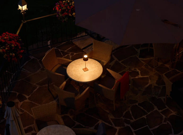 202607_rosenhof_nacht_byineswurm_10.jpg